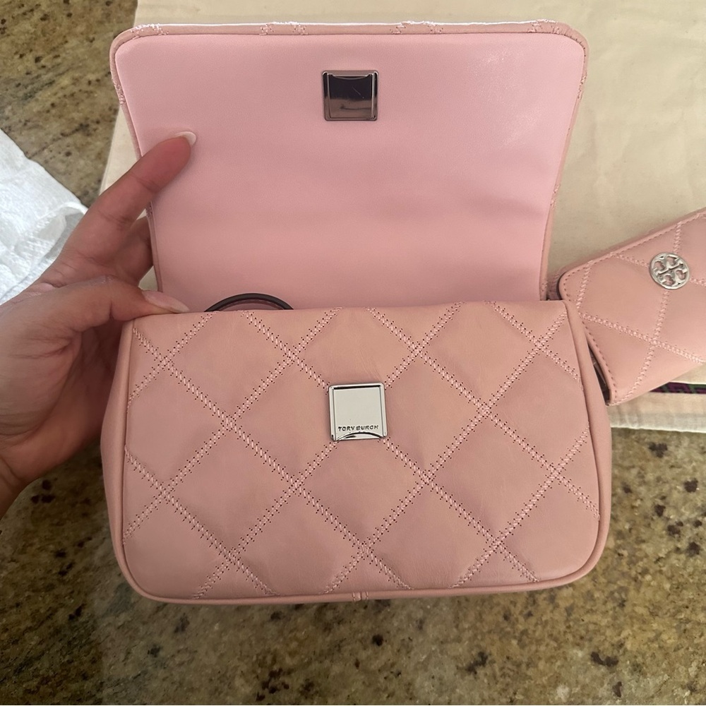 New Tory Burch Willa top handle crossbody - Picture 7 of 10
